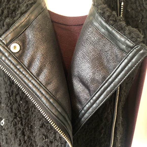 ZARA VEGAN WOOL & LEATHER VEST - Picture 3 of 7